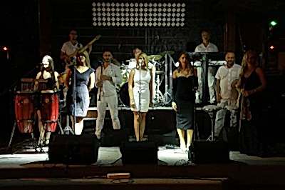 İzmir Show Band Orkestrası