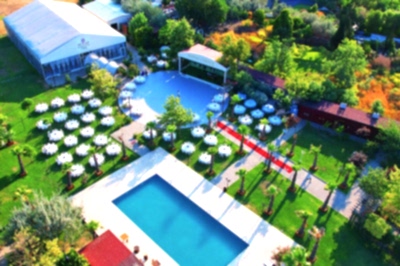 Revan Garden Davet Havuzlu Bahçe