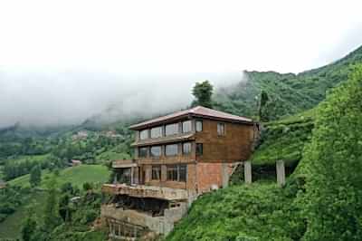 Kinya Bungalov & Hotel