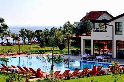Green Beach Resort